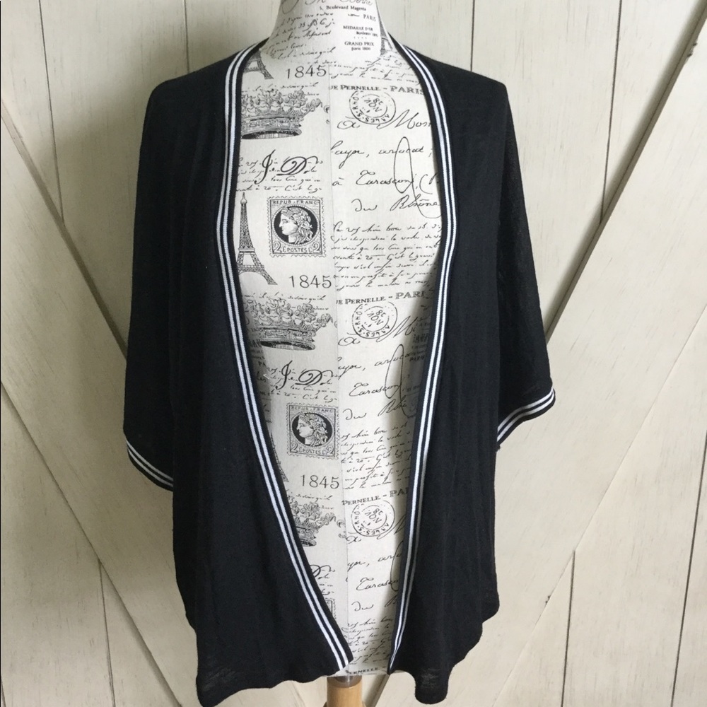 Sans Souci Black and White Cardigan